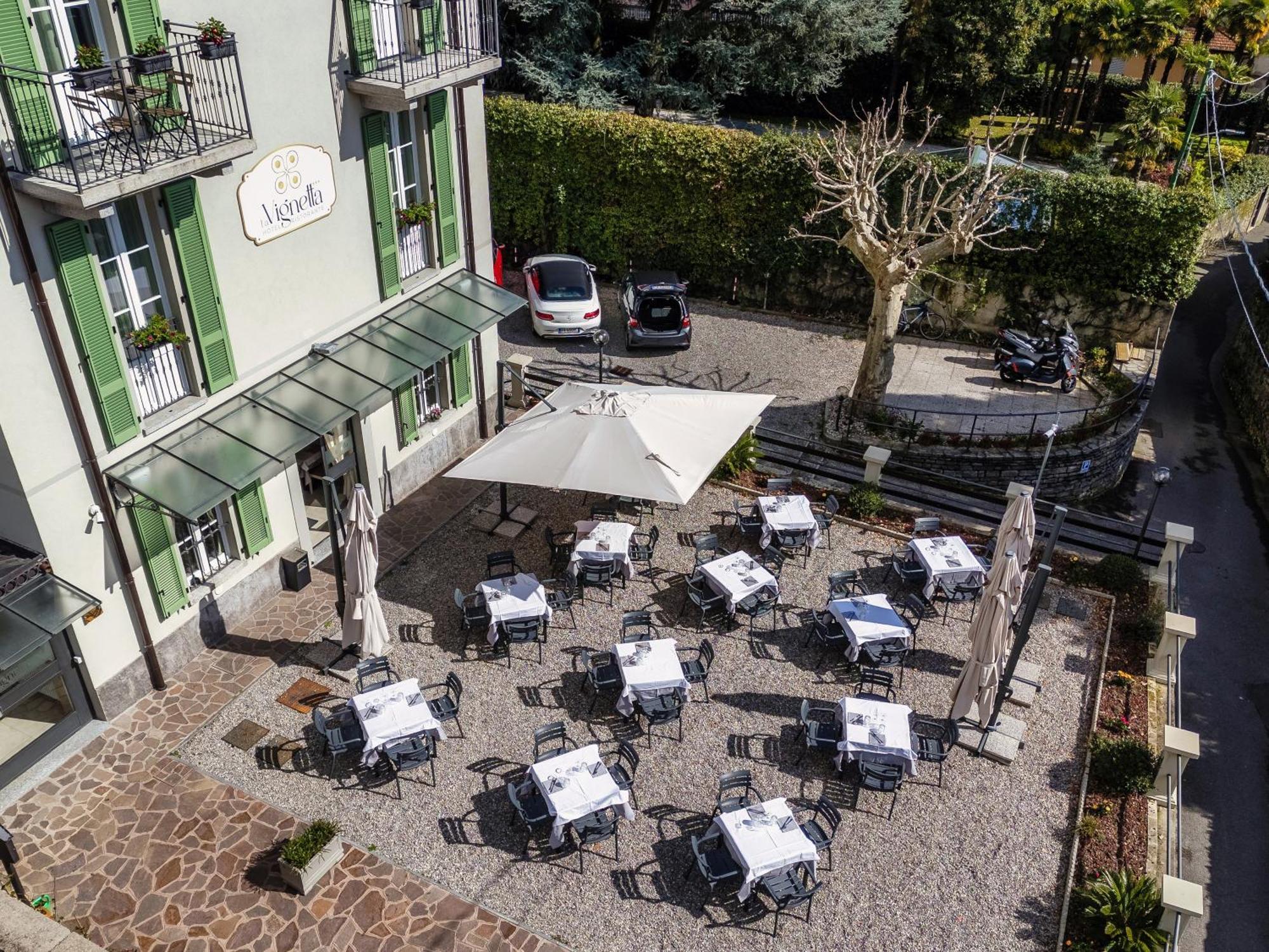 Hotel Ristorante La Vignetta Черноббіо Екстер'єр фото